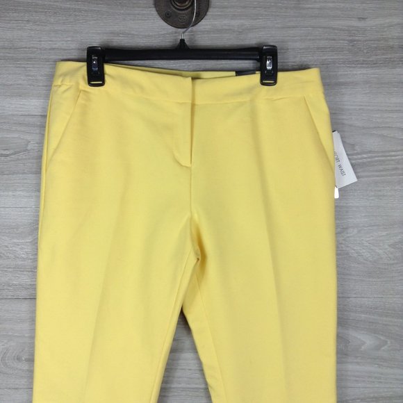 Amanda & Chelsea Capri Yellow Pants - Picture 4 of 7